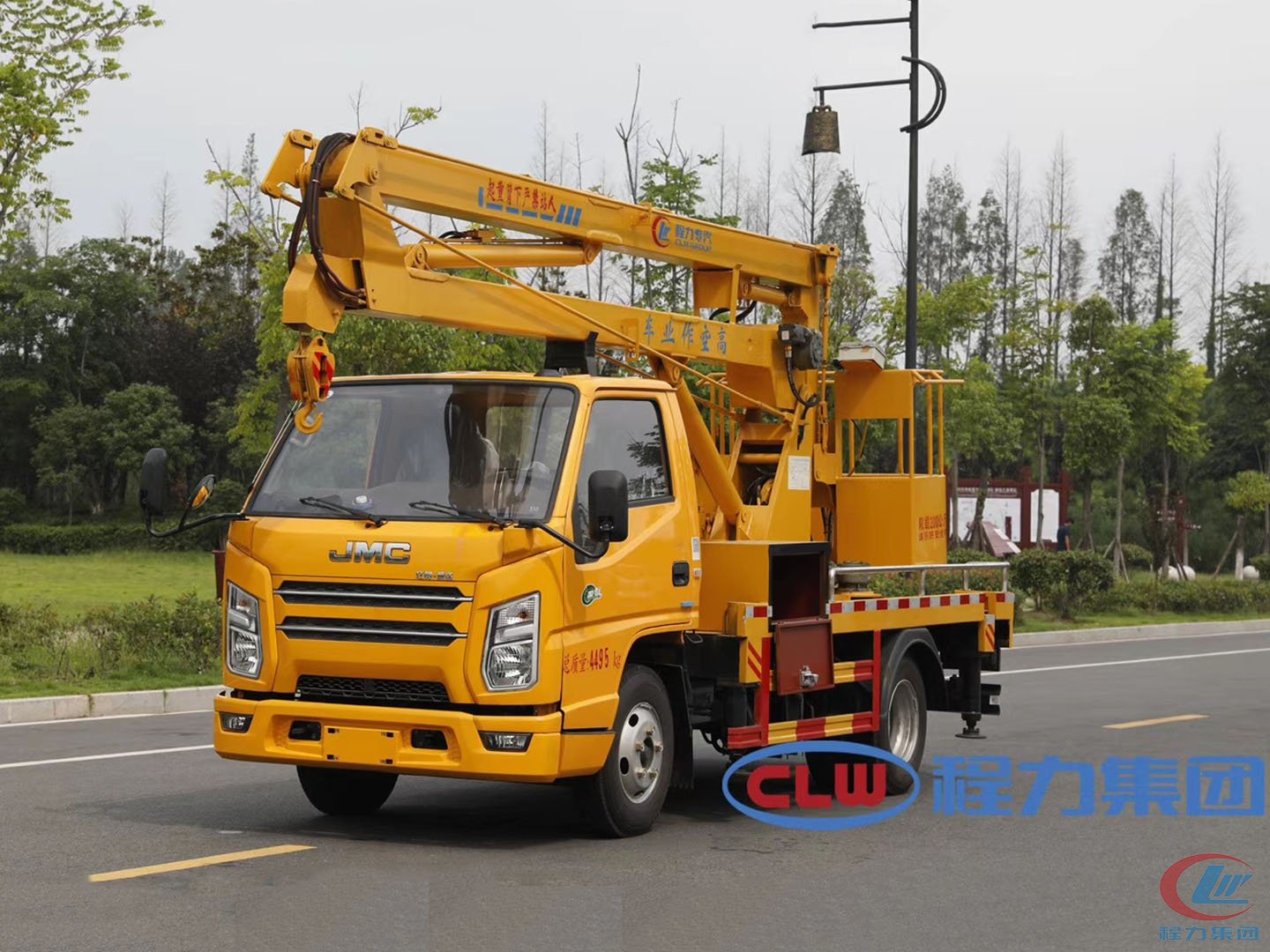 江鈴國(guó)六單排座13.5米高空作業(yè)車(chē)