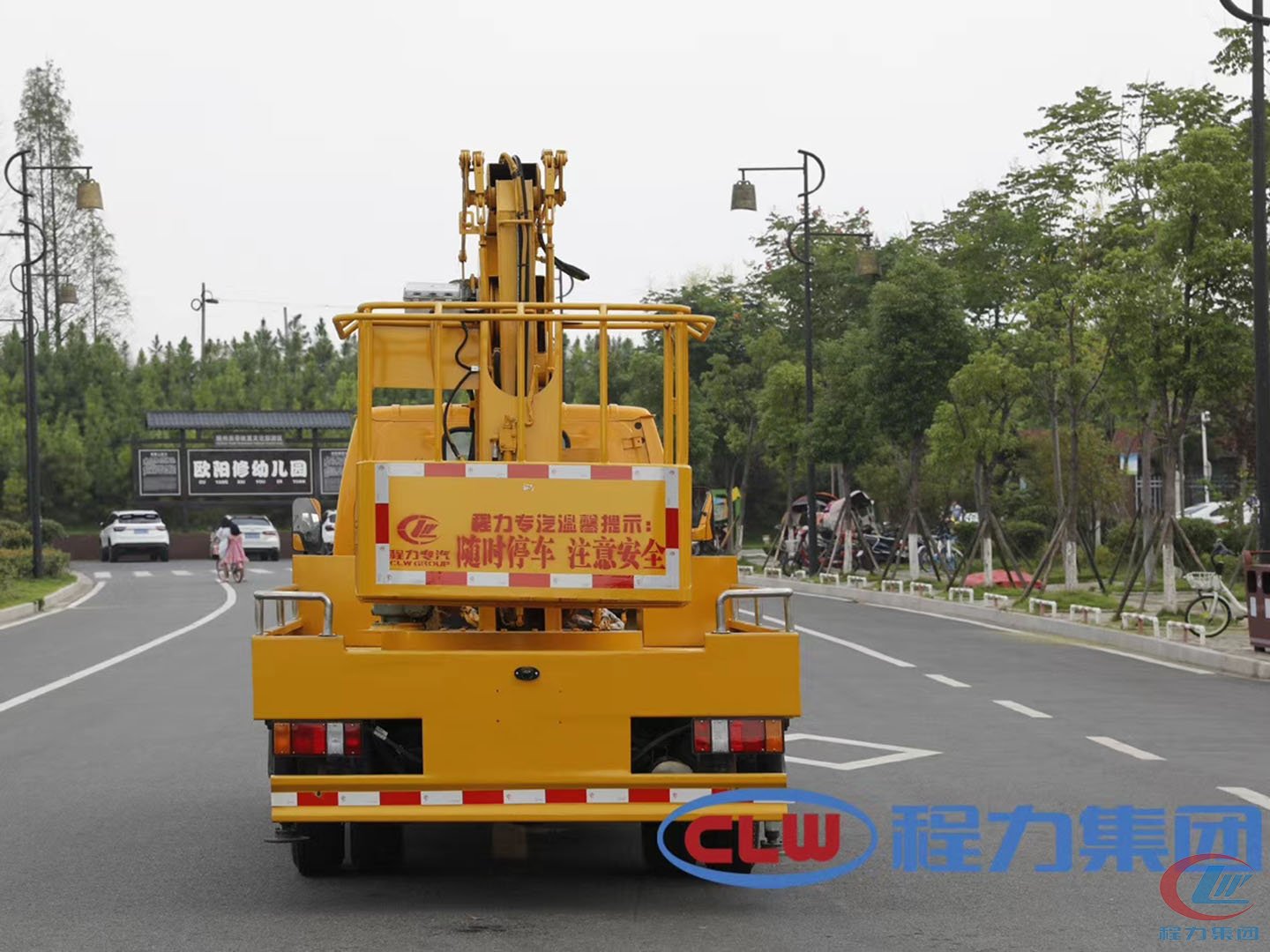 江鈴國(guó)六單排座13.5米高空作業(yè)車(chē)