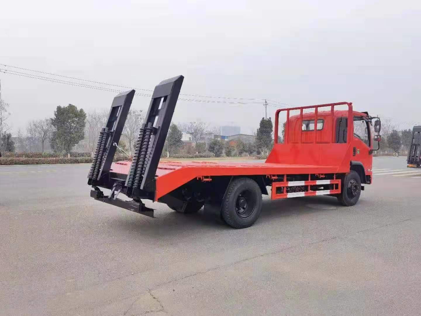 國六東風(fēng)福瑞卡平板運輸車圖片