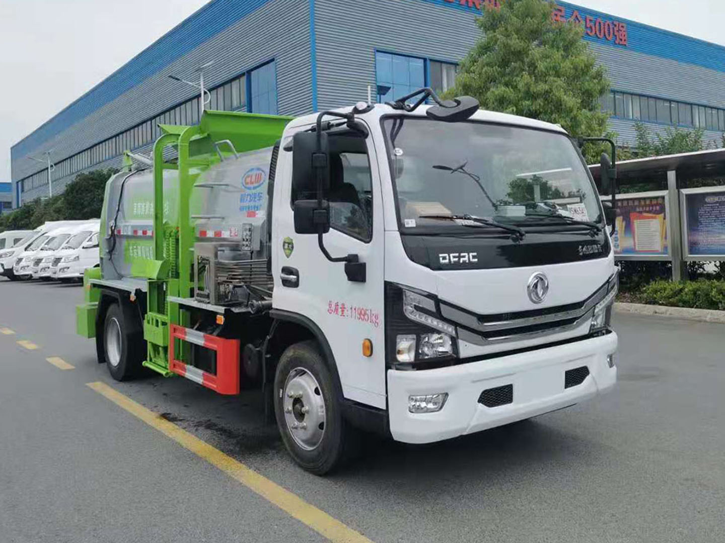 國(guó)六東風(fēng)多利卡8立方餐廚垃圾車