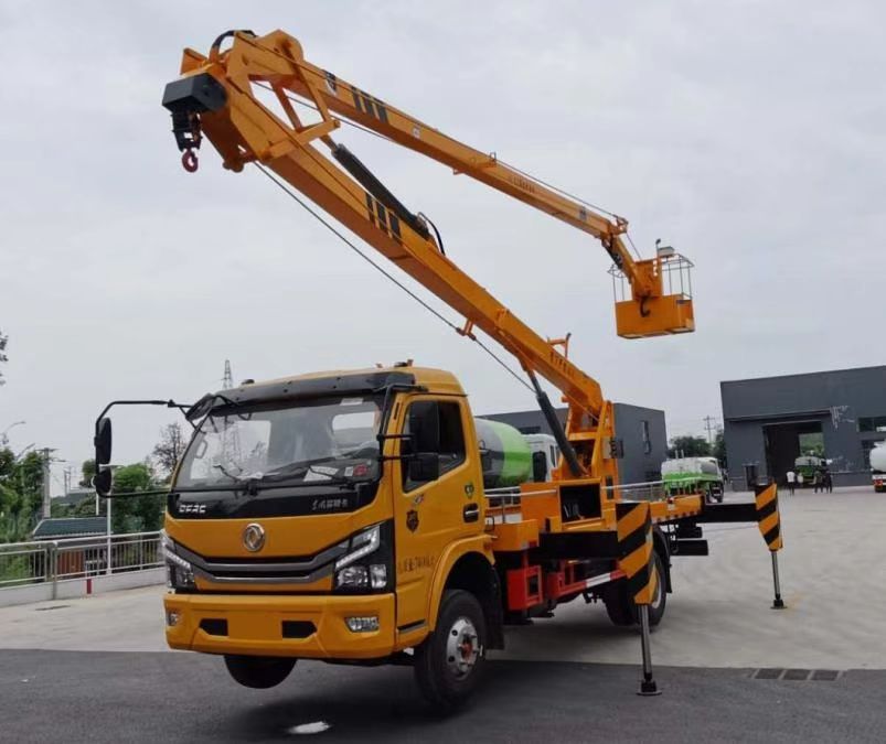 國六東風(fēng)多利卡18.5米高空作業(yè)車
