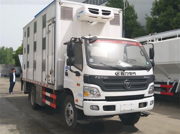 豬苗運(yùn)輸車(chē)豬仔空調(diào)車(chē)