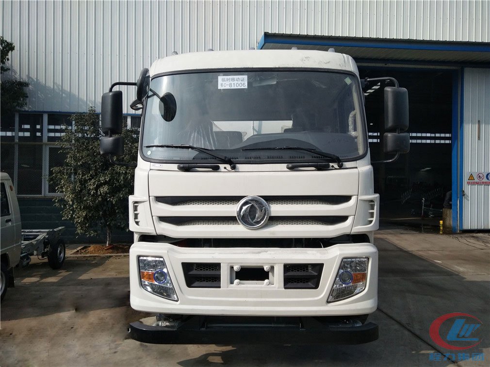灑水車(chē)