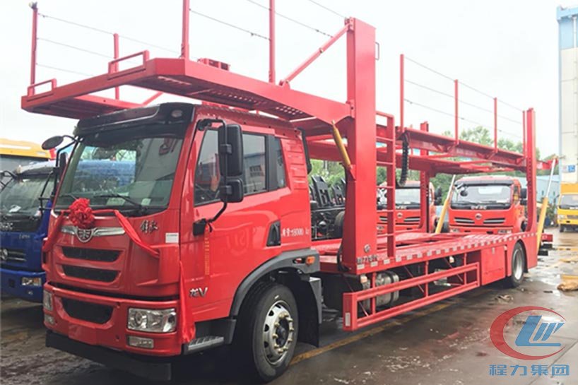 解放青島龍V轎運(yùn)車(chē) 單橋高清圖