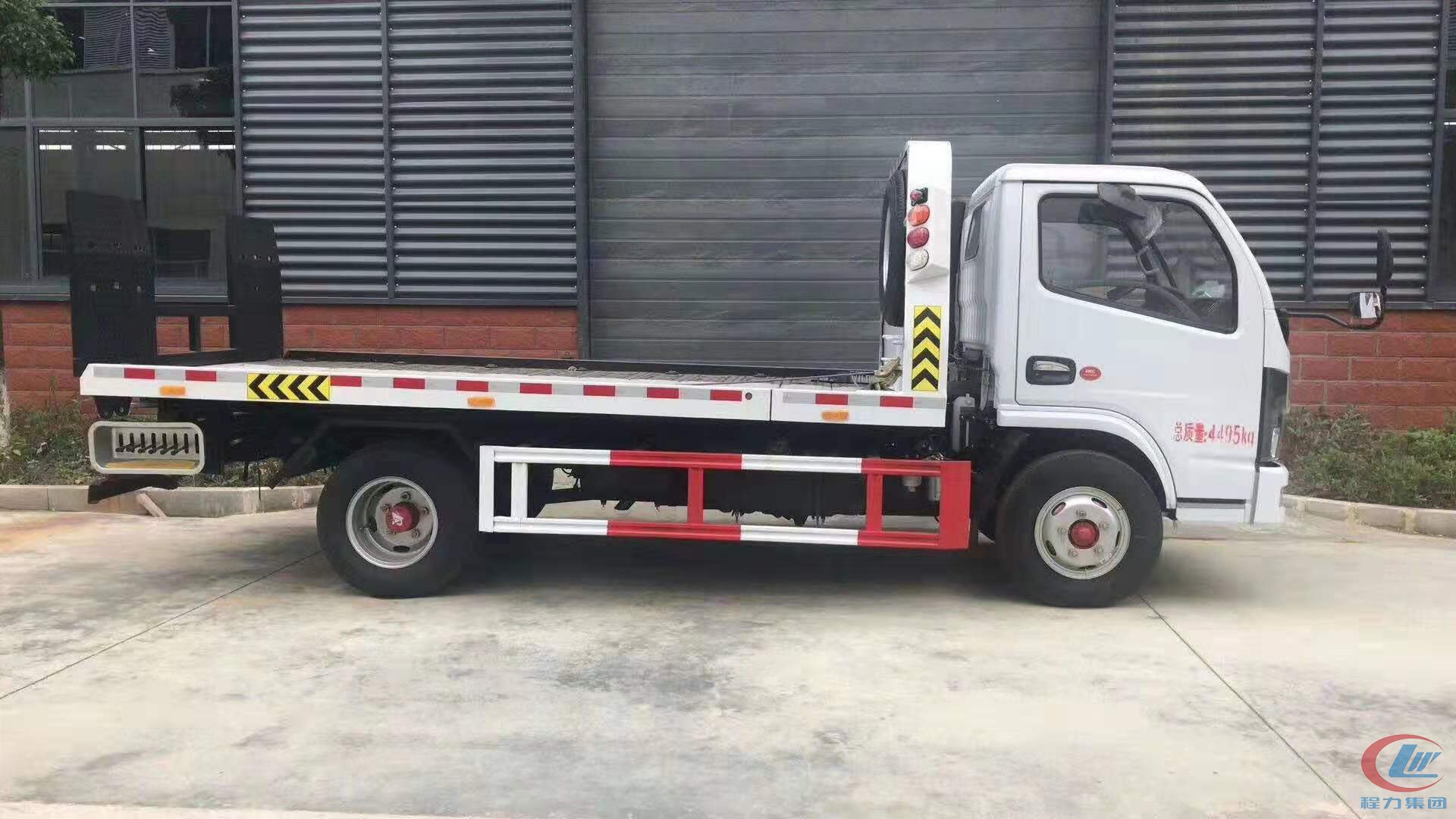 湖北程力東風凱普特一拖二清障車正面圖