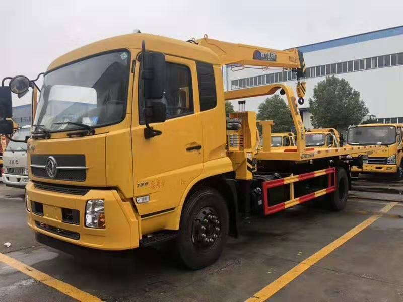東風(fēng)天錦清障車(chē)帶隨車(chē)吊