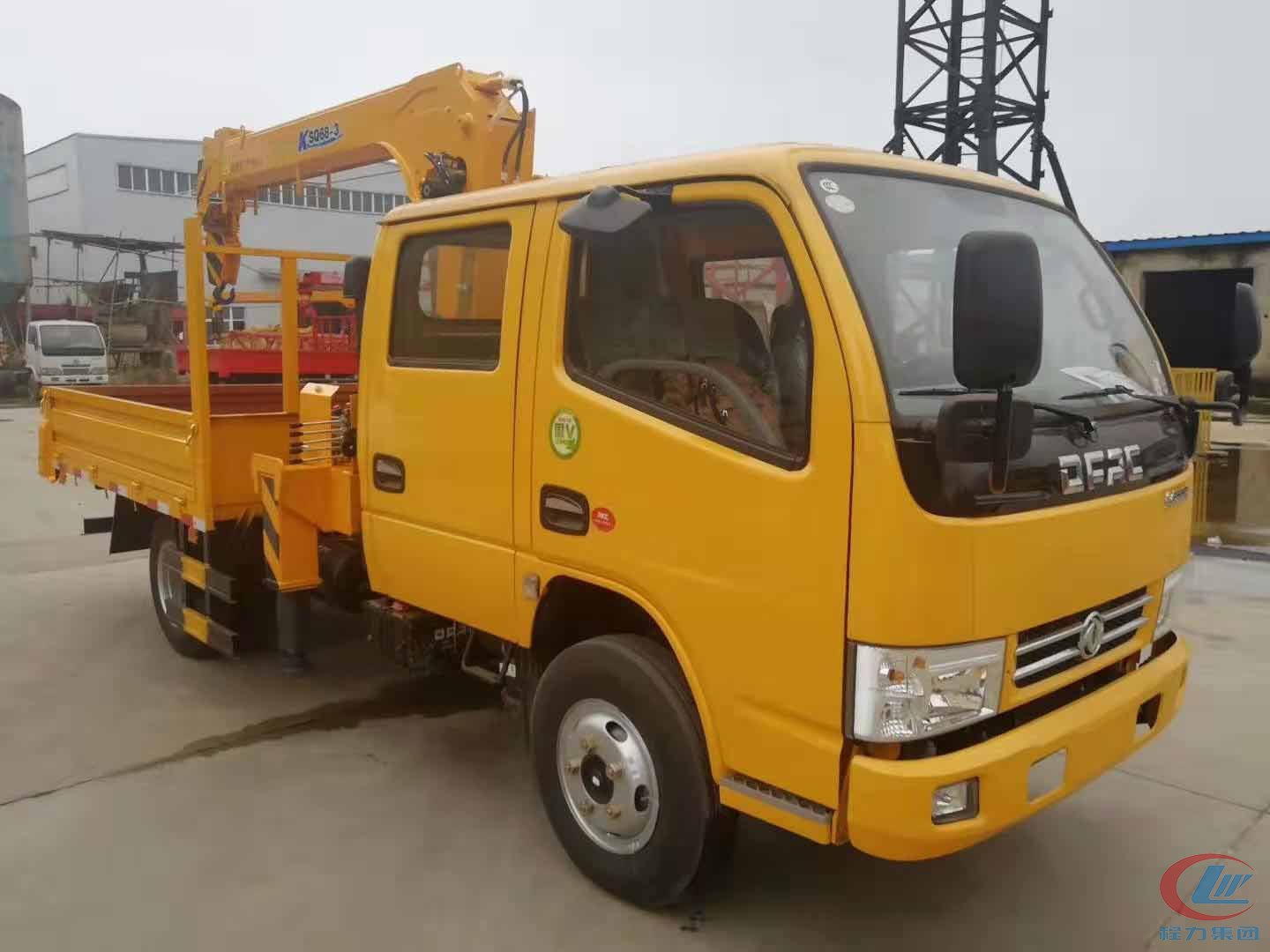 程力集團東風多利卡徐工2噸隨車吊
