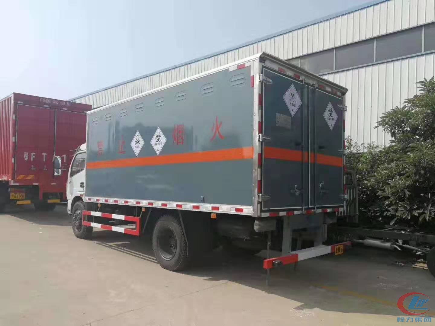 東風(fēng)多利卡危險(xiǎn)品6類(lèi)運(yùn)輸車(chē)黃牌