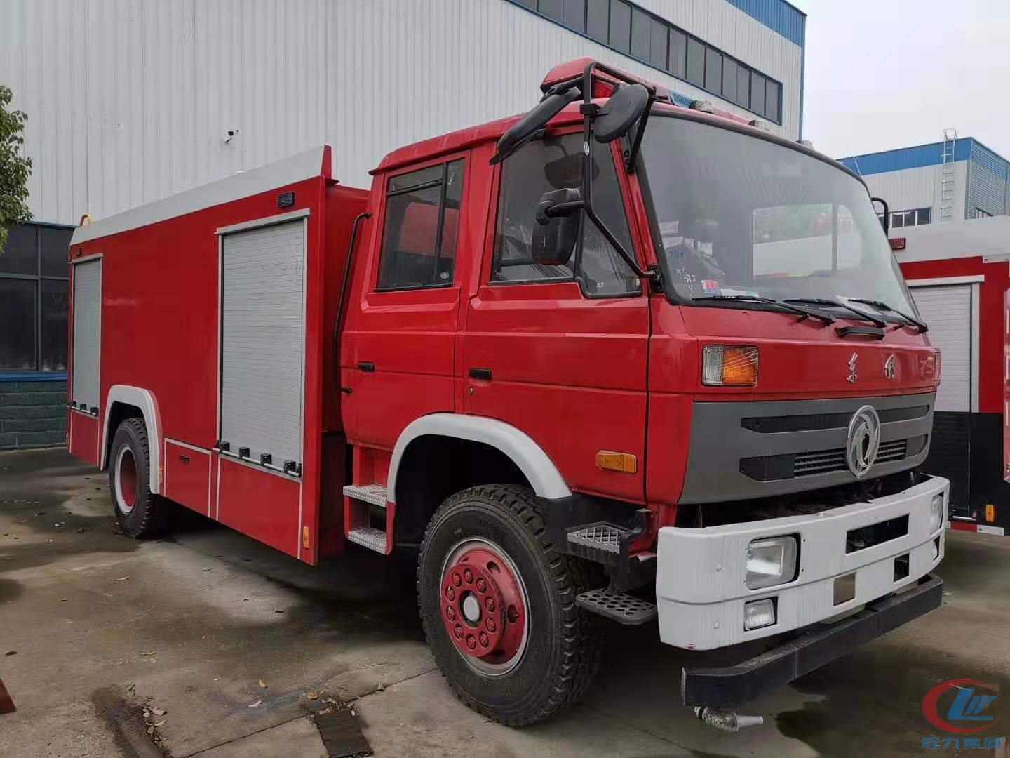 東風(fēng)153水罐消防車