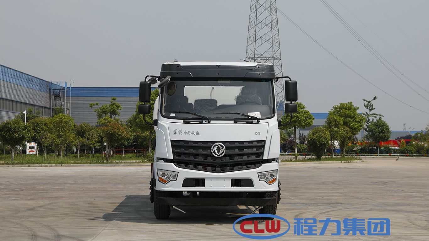 國六新款東風(fēng)D3后雙橋綠化灑水車正面圖片